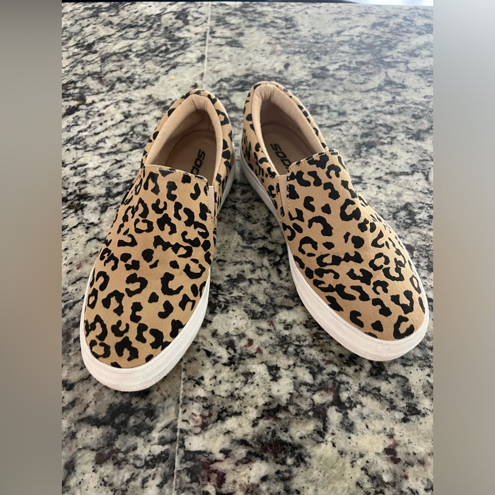 Leopard print canvas platform slip ons. These are a 7.5, but fit like a 7!